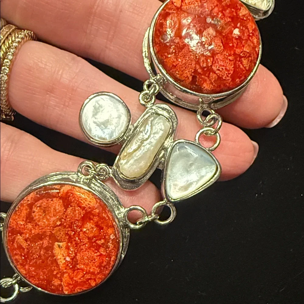 Elegant Red, Silver Pearl Necklace!! - Picture 5 of 7